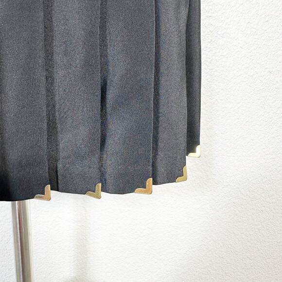 Versace X H&M NWT Women’s 100% Silk Studded Pleated Mini Skirt Black 4 - Picture 6 of 16